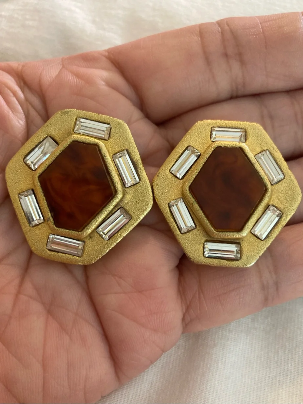 Gianni de Liguoro Signed Italian Designer Vintage Runway Clip on Earrings